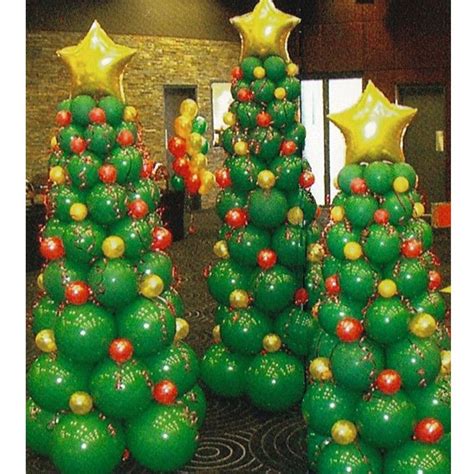 Balloon Christmas Tree Decor Ideas